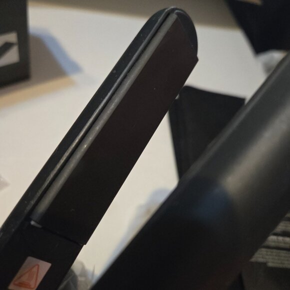 Style House flat iron and BRAND NEW accessories - Picture 3 of 3